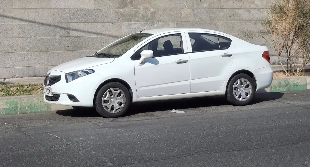 خودروی برلیانس سفید